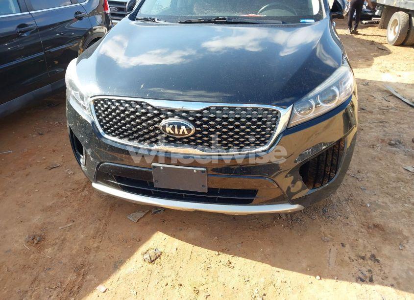 Photo 6 of 2018 Kia Sorento 3.3L SX (VIN 5XYPKDA57JG349078)