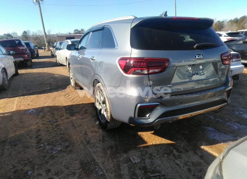 Photo 3 of 2020 Kia Sorento 3.3L SX (VIN 5XYPKDA57LG655703)