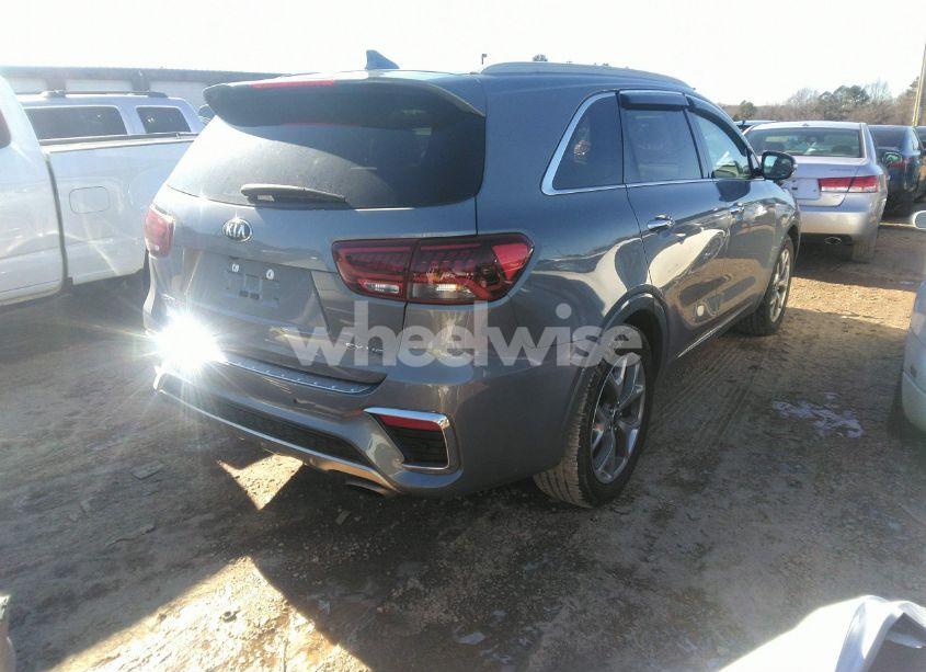 Photo 4 of 2020 Kia Sorento 3.3L SX (VIN 5XYPKDA57LG655703)
