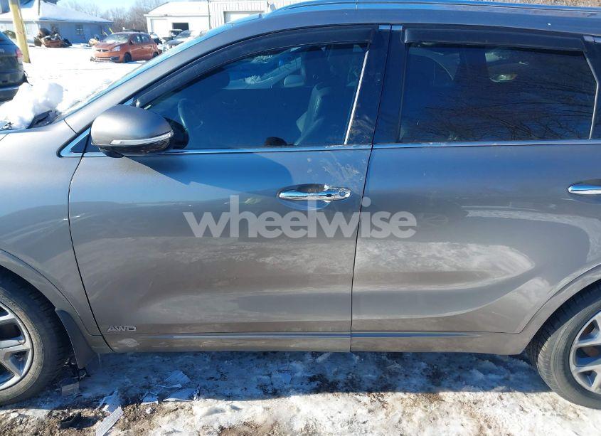 Photo 13 of 2016 Kia Sorento 3.3L SX (VIN 5XYPKDA58GG080887)