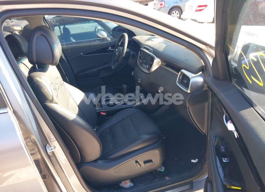 Photo 5 of 2016 Kia Sorento 3.3L SX (VIN 5XYPKDA58GG080887)