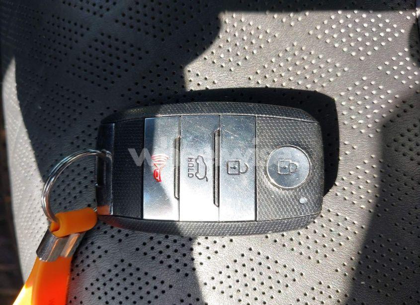 Photo 11 of 2019 Kia Sorento 3.3L SXL (VIN 5XYPKDA58KG609862)