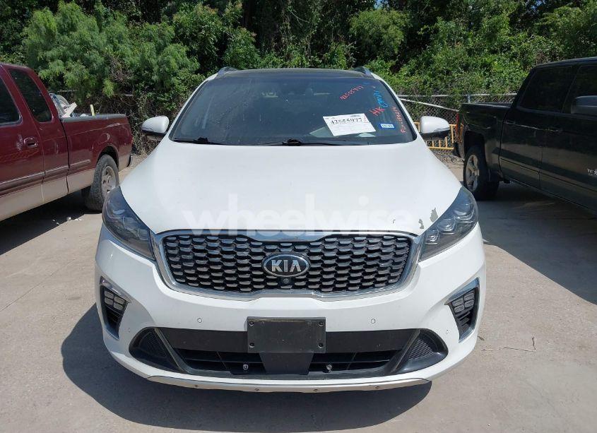 Photo 12 of 2019 Kia Sorento 3.3L SXL (VIN 5XYPKDA58KG609862)