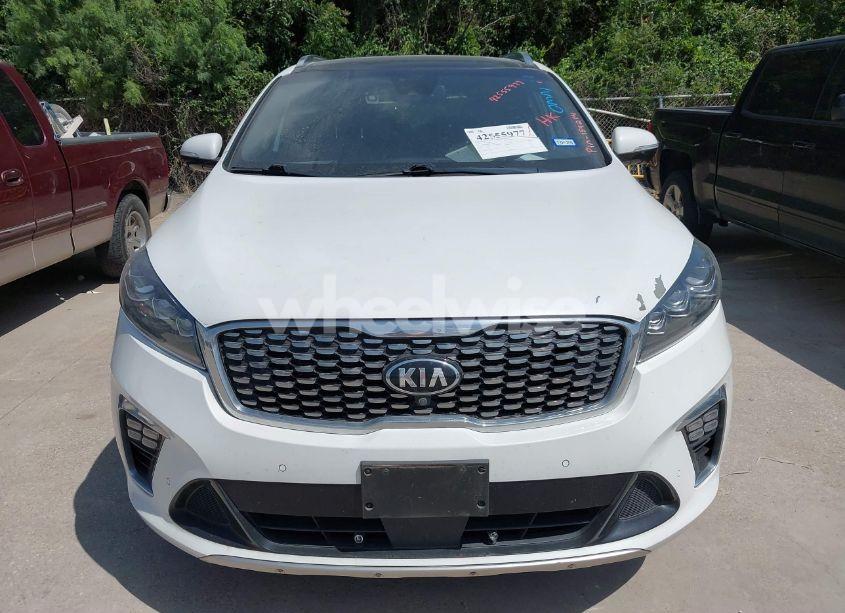 Photo 6 of 2019 Kia Sorento 3.3L SXL (VIN 5XYPKDA58KG609862)