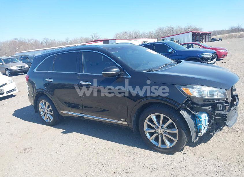 Photo 13 of 2016 Kia Sorento 3.3L SXL (VIN 5XYPKDA59GG085256)