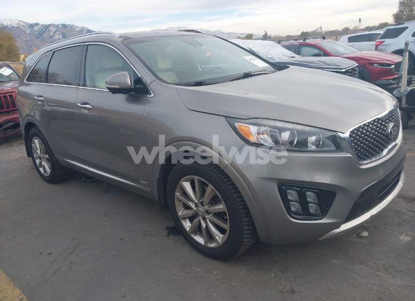 2017 Kia Sorento 3.3L SXL (VIN 5XYPKDA59HG304752) main photo