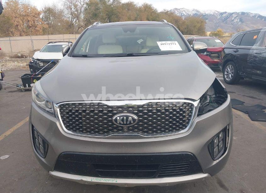 Photo 13 of 2017 Kia Sorento 3.3L SXL (VIN 5XYPKDA59HG304752)