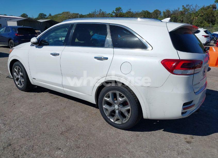 Photo 3 of 2016 Kia Sorento 3.3L SX (VIN 5XYPKDA5XGG173541)