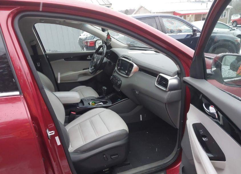 Photo 5 of 2017 Kia Sorento 3.3L SX (VIN 5XYPKDA5XHG204997)