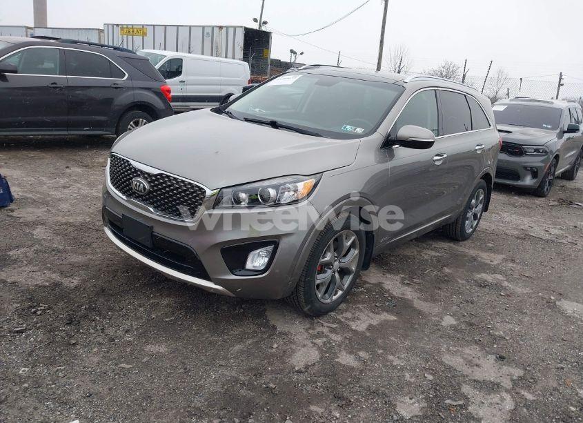 Photo 2 of 2017 Kia Sorento 3.3L SX (VIN 5XYPKDA5XHG261958)
