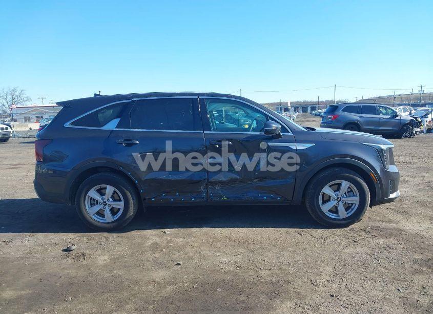 Photo 13 of 2025 Kia Sorento LX (VIN 5XYRG4JC0SG351796)