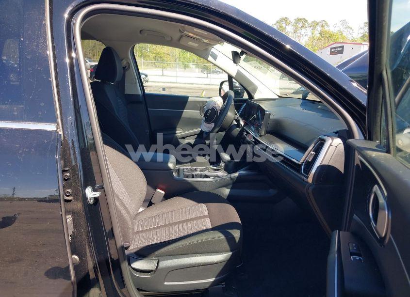 Photo 5 of 2025 Kia Sorento LX (VIN 5XYRG4JC2SG355011)