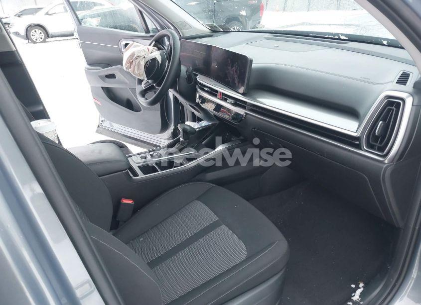 Photo 5 of 2024 Kia Sorento LX (VIN 5XYRG4JC3RG255042)