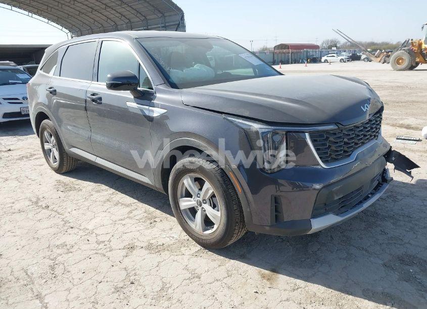 2025 Kia Sorento LX (VIN 5XYRG4JC4SG355799) main photo