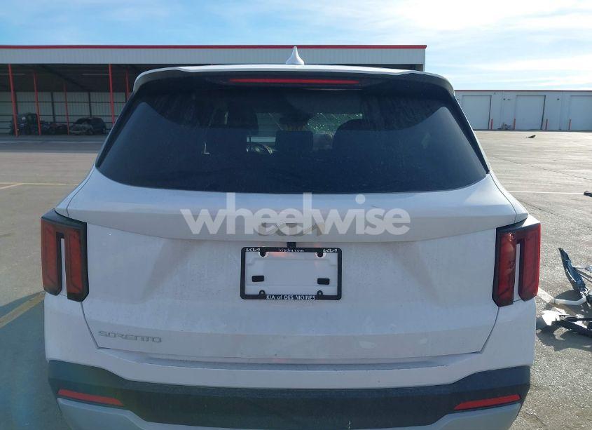 Photo 16 of 2025 Kia Sorento LX (VIN 5XYRG4JC5SG315120)