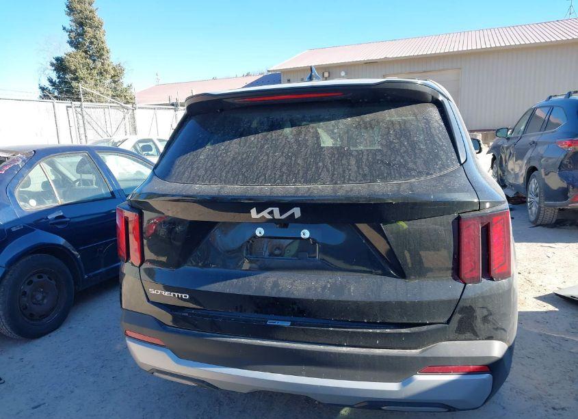 Photo 16 of 2024 Kia Sorento LX (VIN 5XYRG4JC7RG308793)