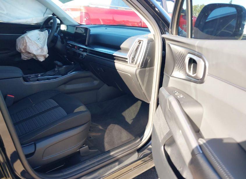 Photo 5 of 2024 Kia Sorento LX (VIN 5XYRG4JC8RG293902)