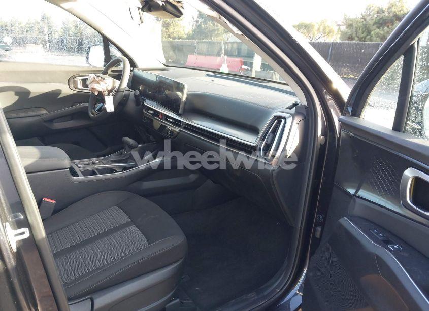 Photo 5 of 2025 Kia Sorento LX (VIN 5XYRG4JC9SG350436)