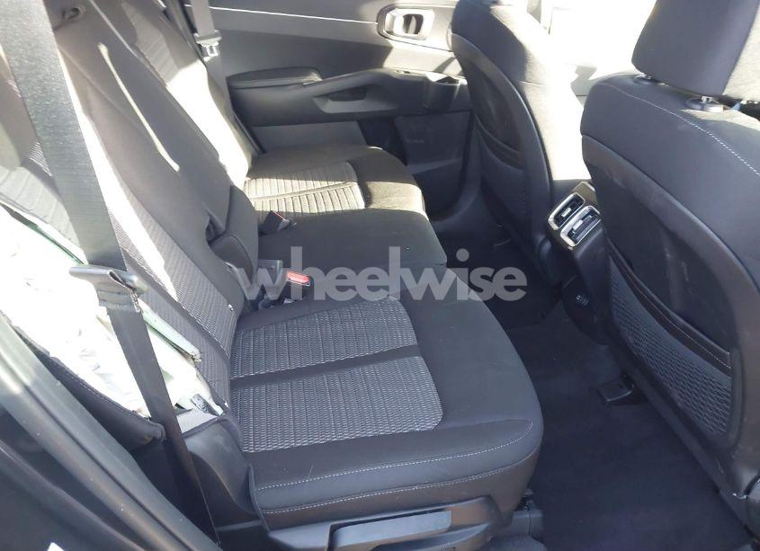 Photo 8 of 2025 Kia Sorento LX (VIN 5XYRG4JC9SG350436)