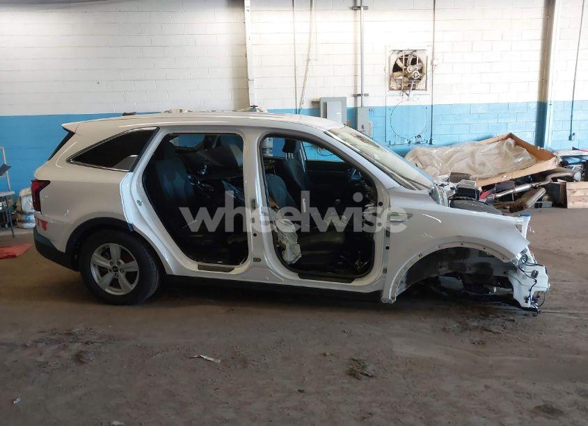 Photo 13 of 2022 Kia Sorento LX (VIN 5XYRG4LC1NG106295)