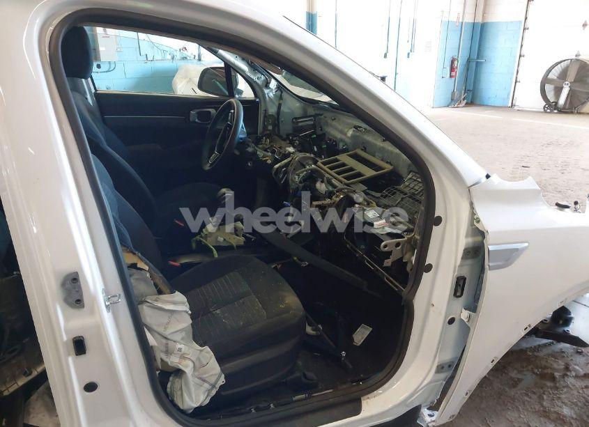 Photo 5 of 2022 Kia Sorento LX (VIN 5XYRG4LC1NG106295)