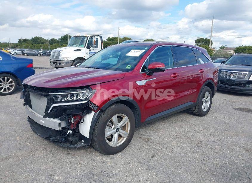 Photo 2 of 2023 Kia Sorento LX (VIN 5XYRG4LC2PG240963)