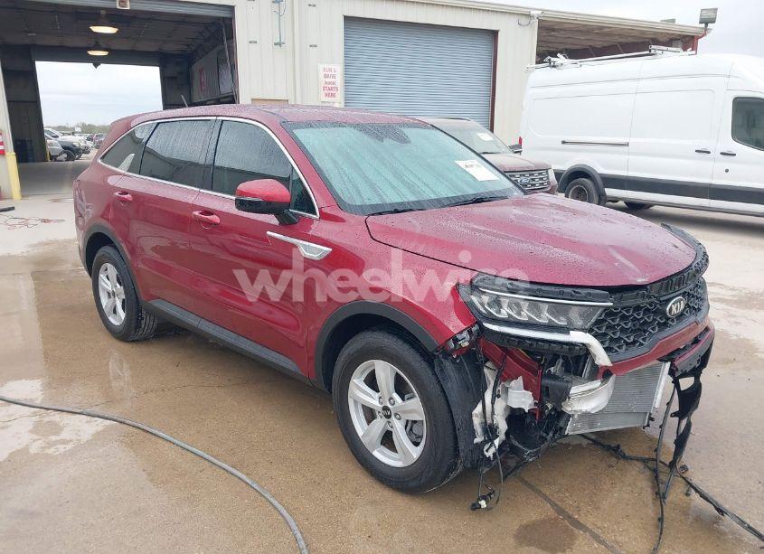 2021 Kia Sorento LX (VIN 5XYRG4LC3MG069894) main photo