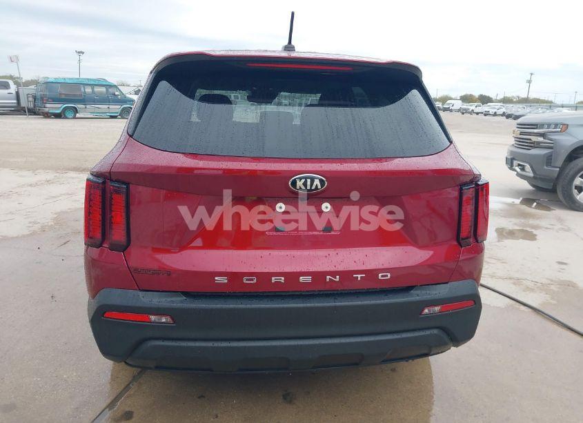 Photo 16 of 2021 Kia Sorento LX (VIN 5XYRG4LC3MG069894)