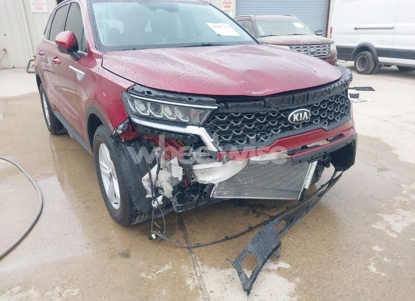 Photo 6 of 2021 Kia Sorento LX (VIN 5XYRG4LC3MG069894)