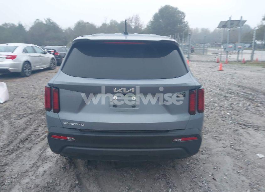 Photo 16 of 2023 Kia Sorento LX (VIN 5XYRG4LC3PG198948)