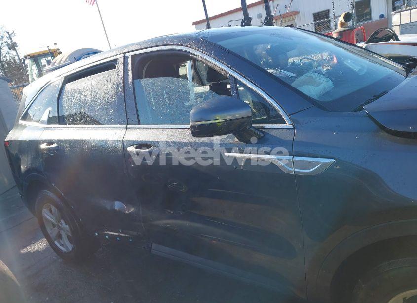 Photo 13 of 2023 Kia Sorento LX (VIN 5XYRG4LC3PG200620)