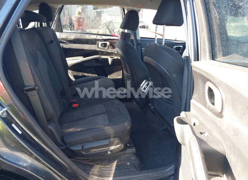 Photo 8 of 2023 Kia Sorento LX (VIN 5XYRG4LC3PG200620)