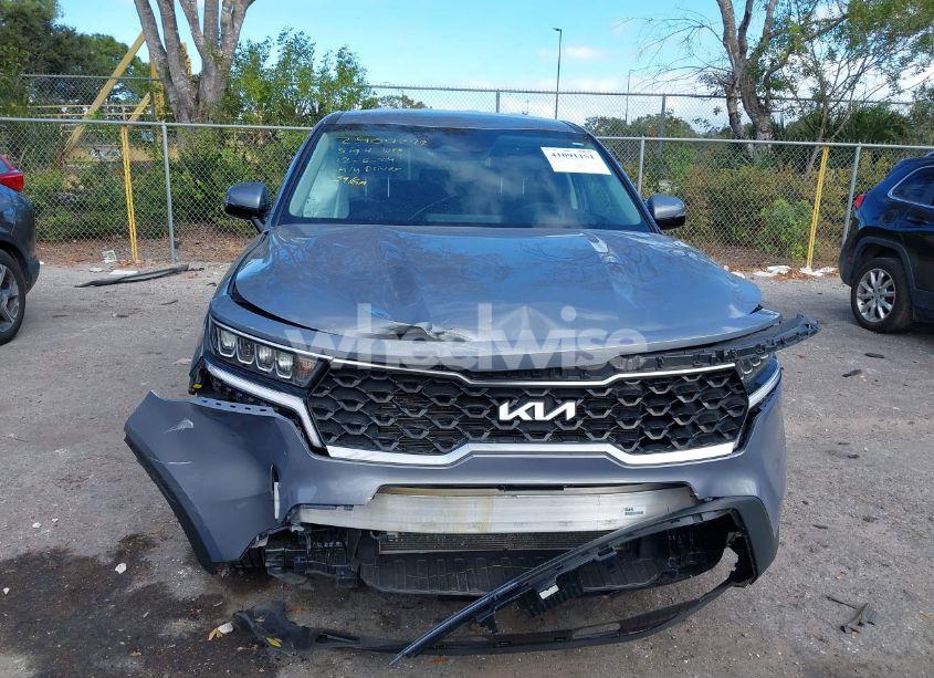 Photo 12 of 2023 Kia Sorento LX (VIN 5XYRG4LC3PG231074)