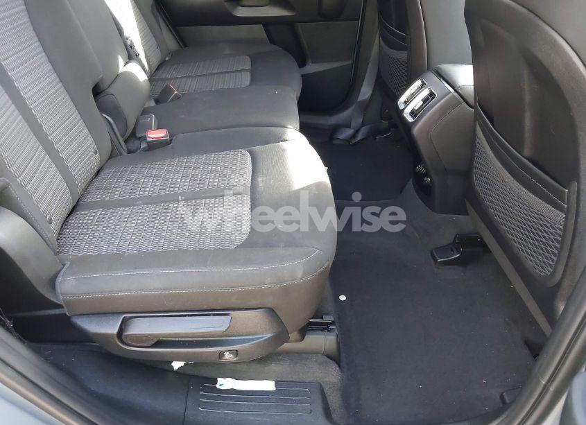 Photo 8 of 2023 Kia Sorento LX (VIN 5XYRG4LC3PG231074)