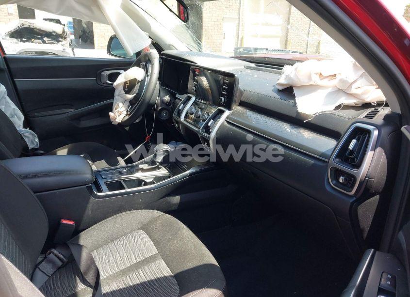 Photo 5 of 2022 Kia Sorento LX (VIN 5XYRG4LC4NG082901)