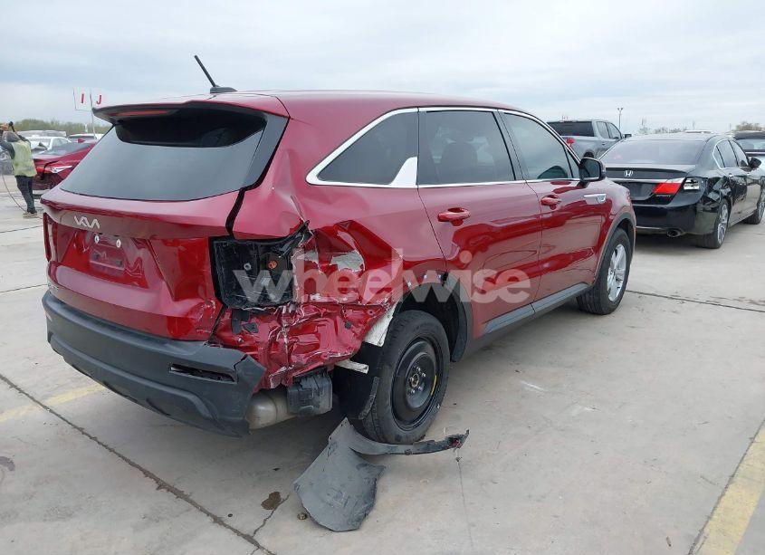 Photo 4 of 2023 Kia Sorento LX (VIN 5XYRG4LC4PG166347)