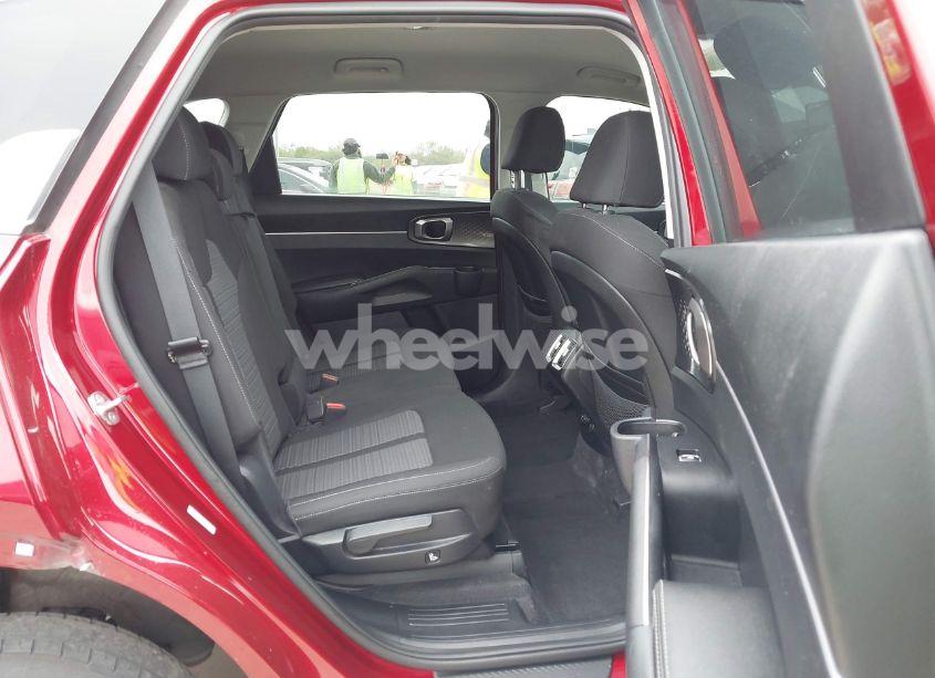 Photo 8 of 2023 Kia Sorento LX (VIN 5XYRG4LC4PG166347)