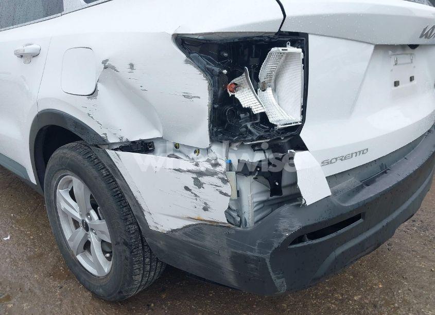 Photo 6 of 2023 Kia Sorento LX (VIN 5XYRG4LC5PG166163)