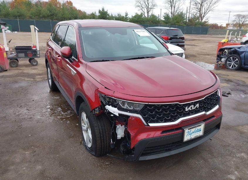 2023 Kia Sorento LX (VIN 5XYRG4LC6PG194148) main photo