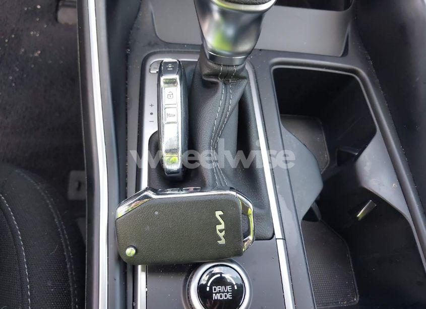 Photo 11 of 2023 Kia Sorento LX (VIN 5XYRG4LC6PG215435)