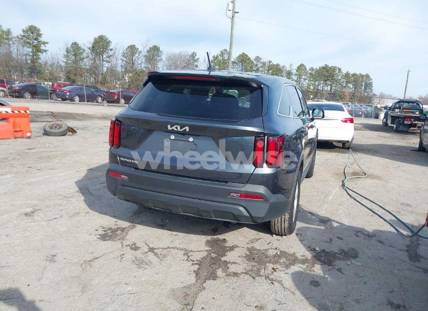Photo 4 of 2023 Kia Sorento LX (VIN 5XYRG4LC7PG205397)