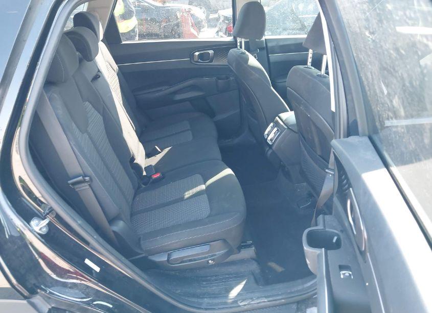 Photo 8 of 2023 Kia Sorento LX (VIN 5XYRG4LC7PG229943)