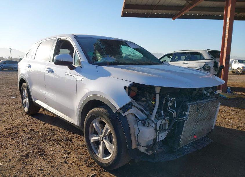 2021 Kia Sorento LX (VIN 5XYRG4LC8MG045252) main photo