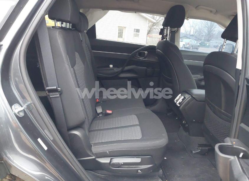 Photo 8 of 2022 Kia Sorento LX (VIN 5XYRG4LC8NG158815)