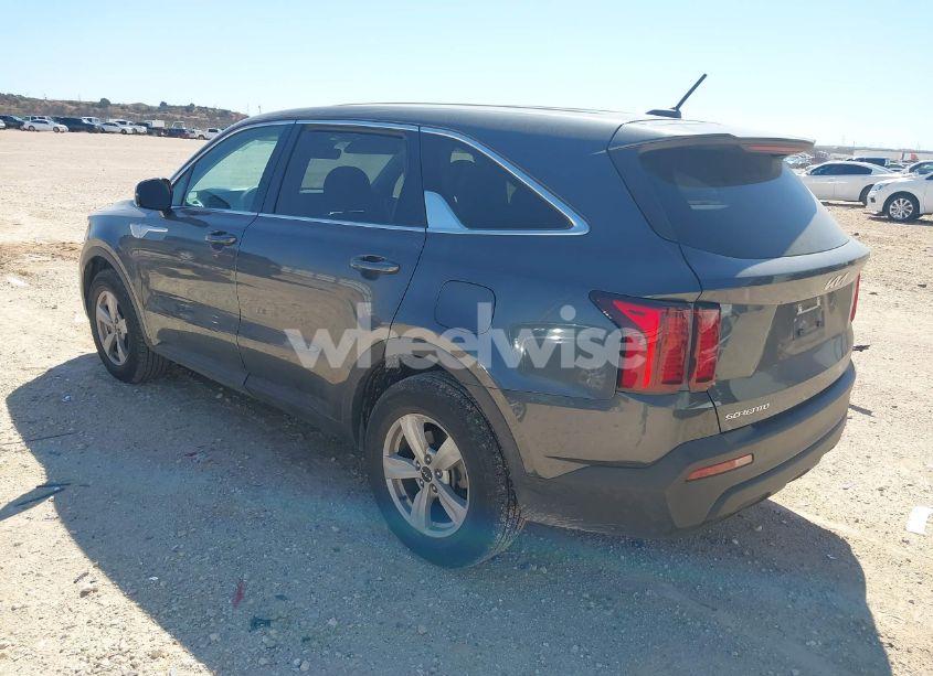 Photo 3 of 2023 Kia Sorento LX (VIN 5XYRG4LC9PG202159)