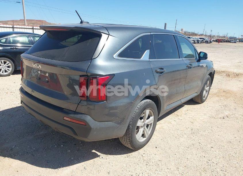 Photo 4 of 2023 Kia Sorento LX (VIN 5XYRG4LC9PG202159)