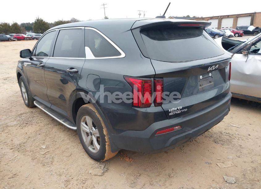 Photo 3 of 2023 Kia Sorento LX (VIN 5XYRG4LC9PG242385)