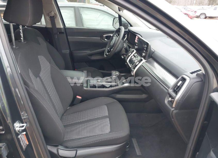Photo 5 of 2023 Kia Sorento LX (VIN 5XYRG4LC9PG242385)