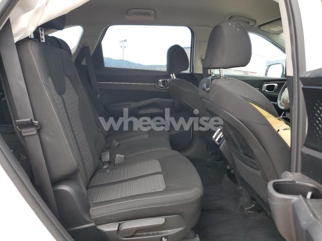 Photo 9 of 2023 KIA SORENTO LX (VIN 5XYRGDLC0PG165406)