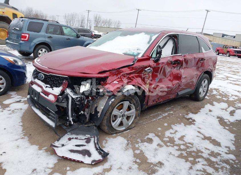 Photo 2 of 2021 Kia Sorento LX (VIN 5XYRGDLC2MG010450)